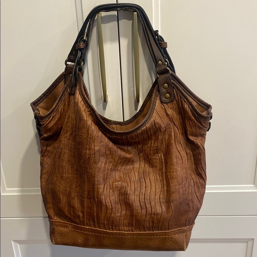 SILVER Jeans Brand Tote/Shoulder Bag in a Caramel Brown Mix in Faux Leather